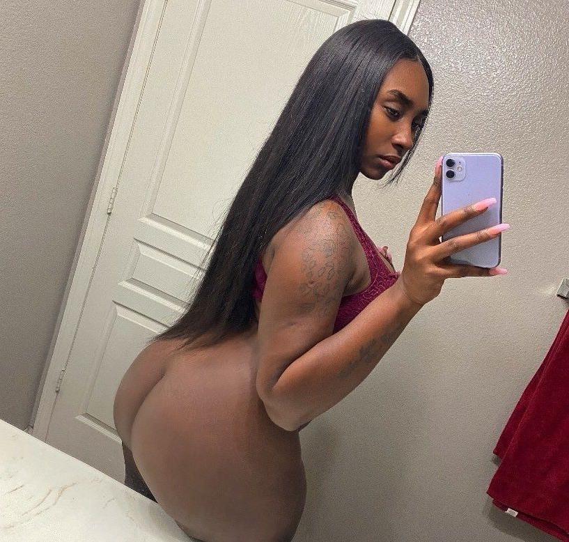 25P Brazilianbaybe nude