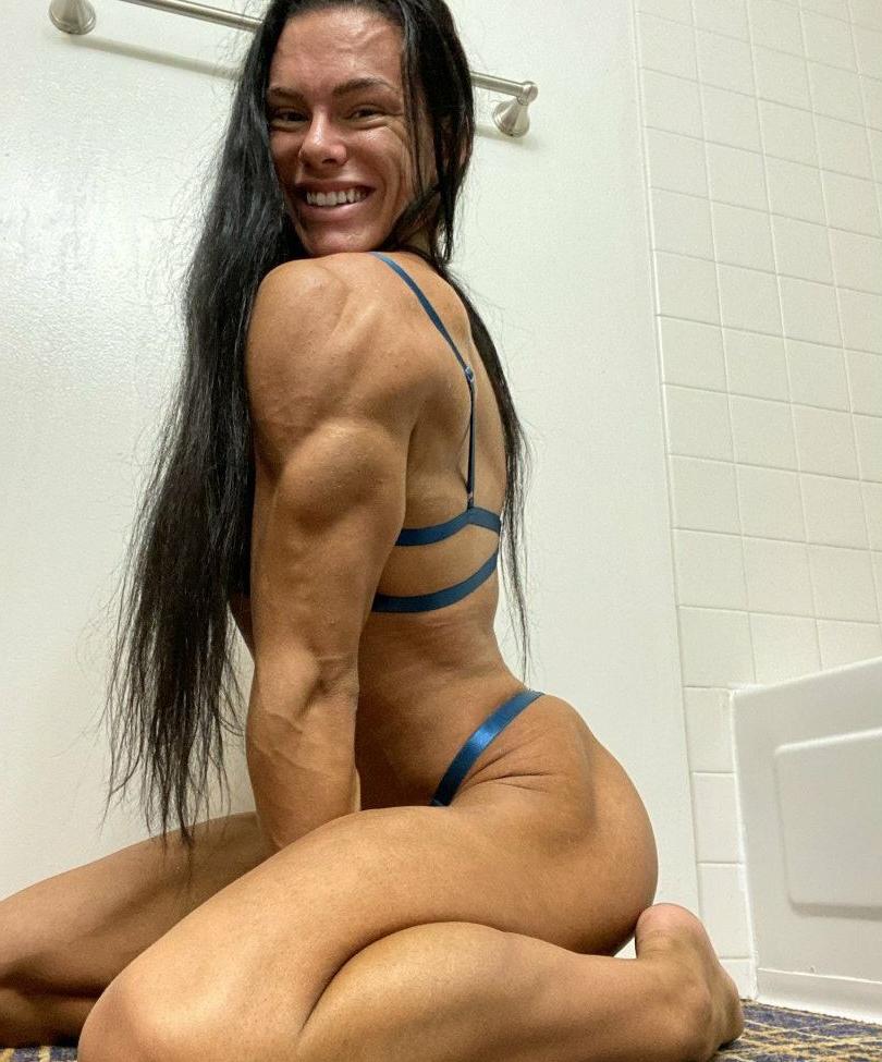 25P Lexa nude