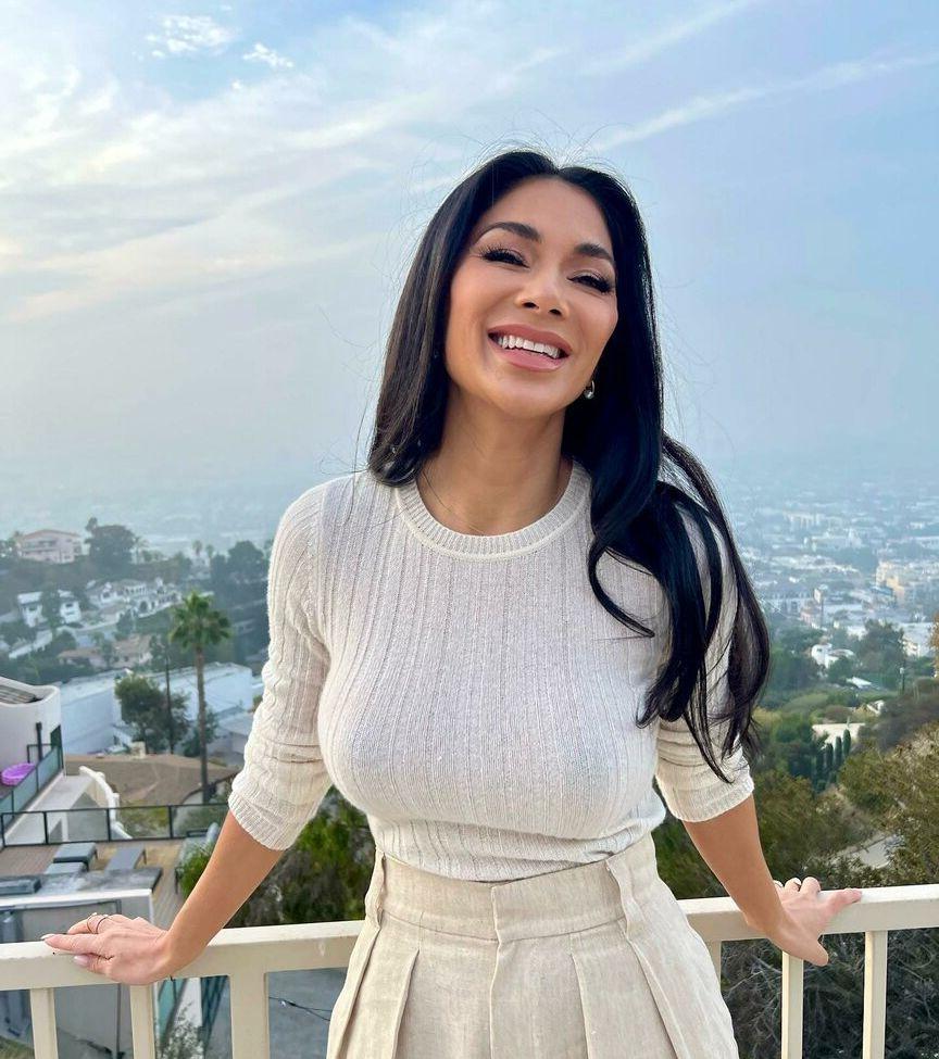 25P Nicole Scherzinger nude
