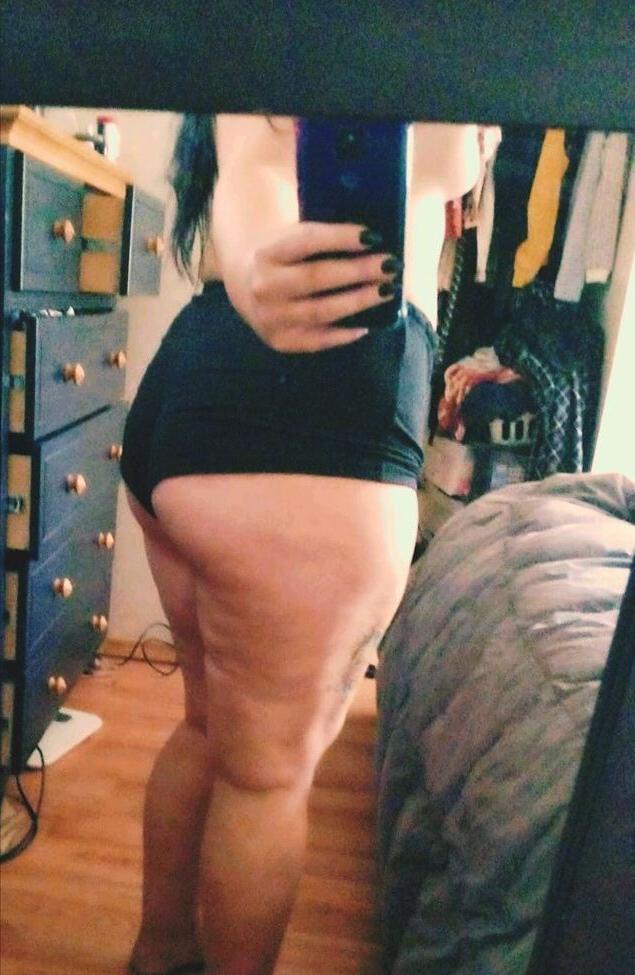 19P JessythePawg nude