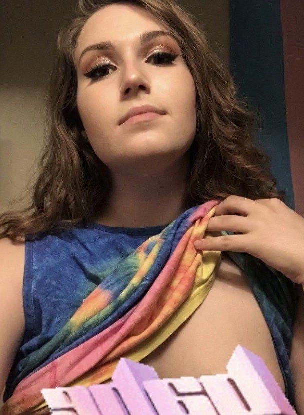 16P Blurchur nude