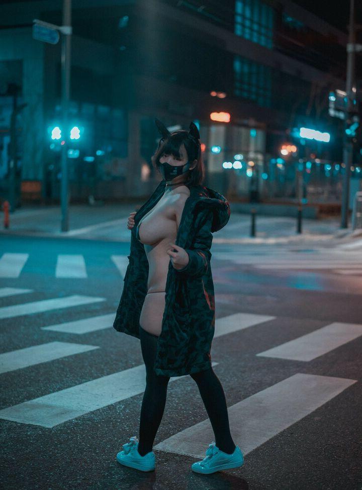 25P Djawa Jenny nude
