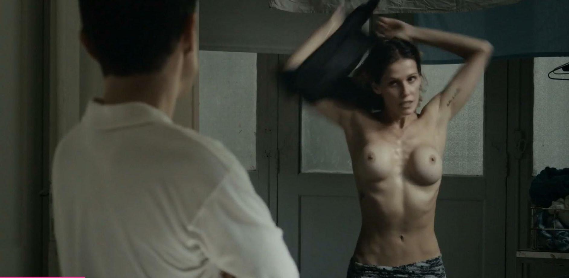 25P Deborah Secco nude
