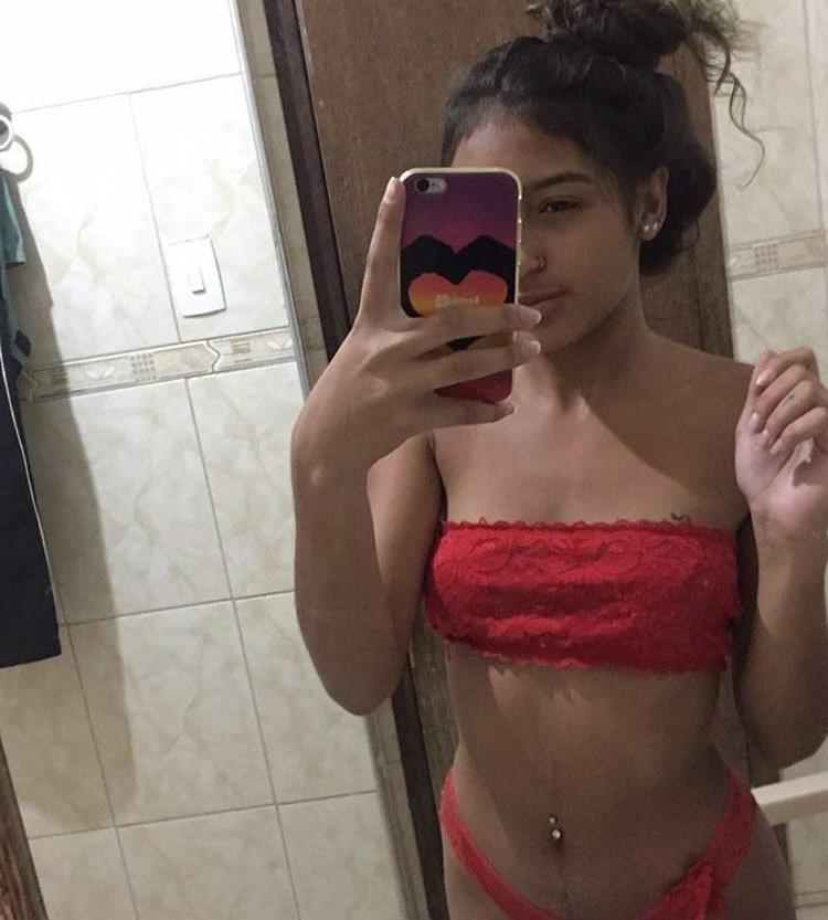 19P Amanda Ramos nude