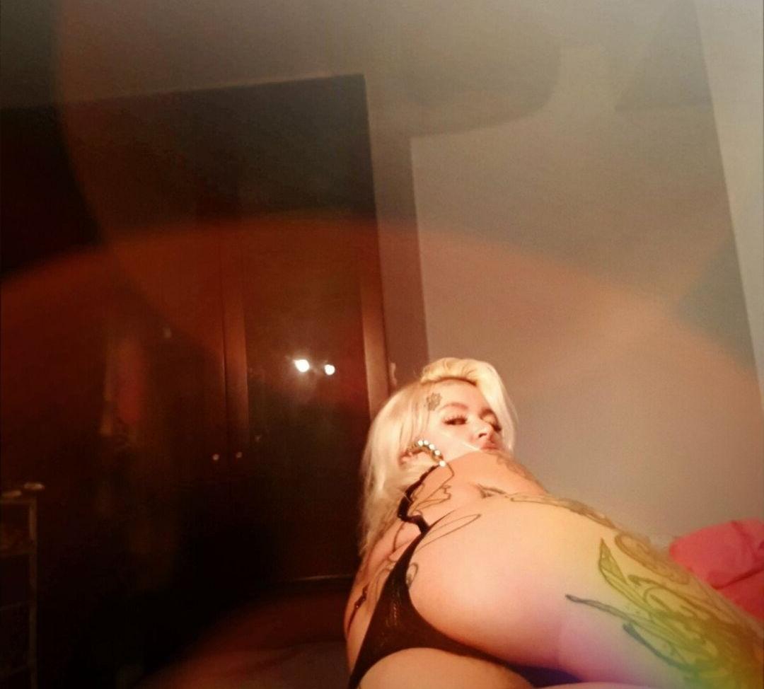 17P Summerrayexo nude