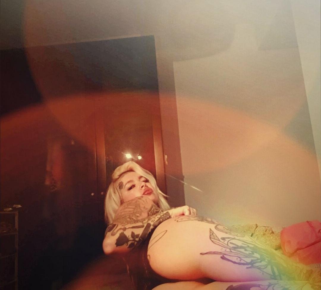 17P Summerrayexo nude