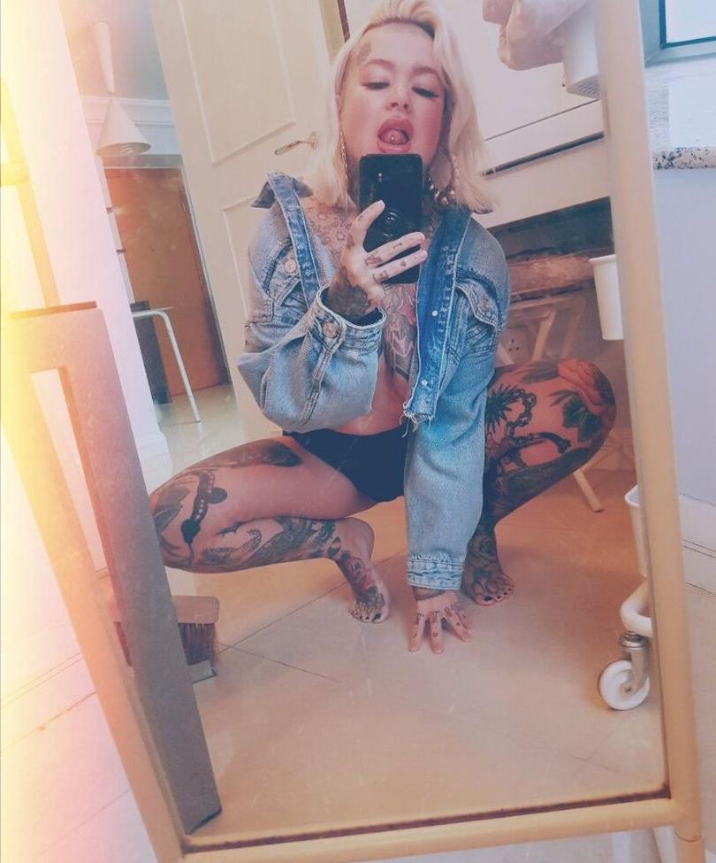 17P Summerrayexo nude