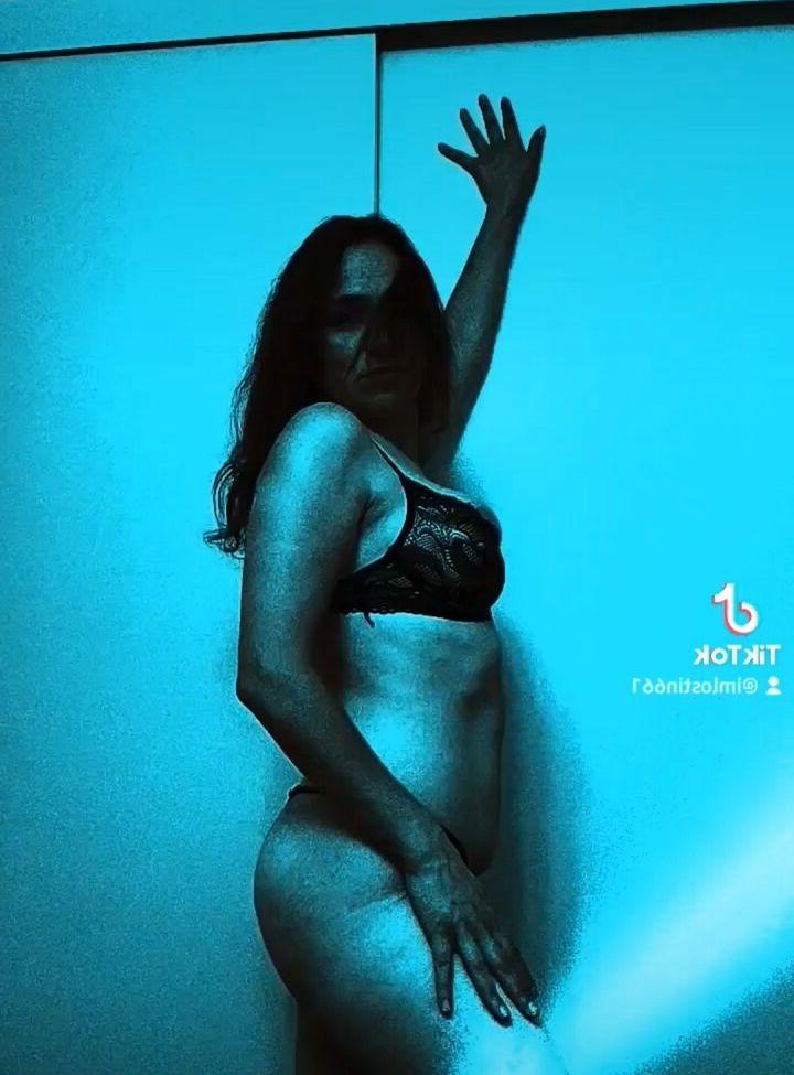 17P Brunette_beauty86 nude