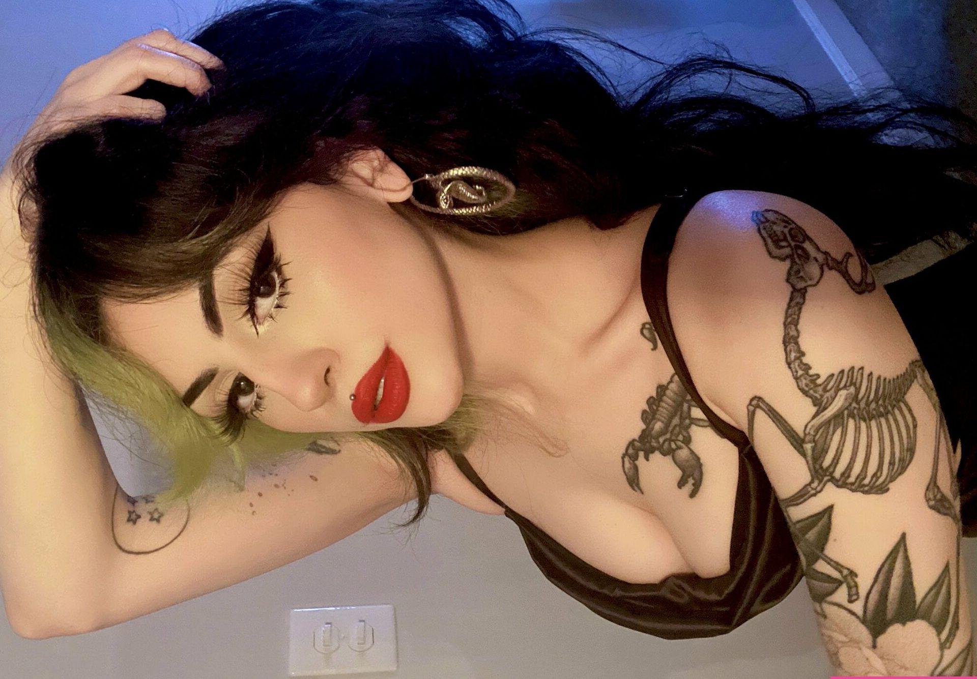 17P Lilbatty nude