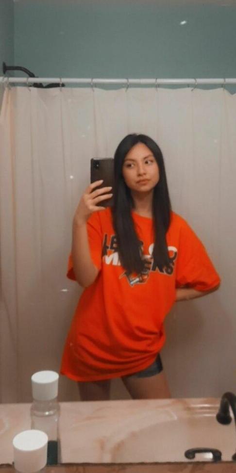 25P NobodyByMitski nude