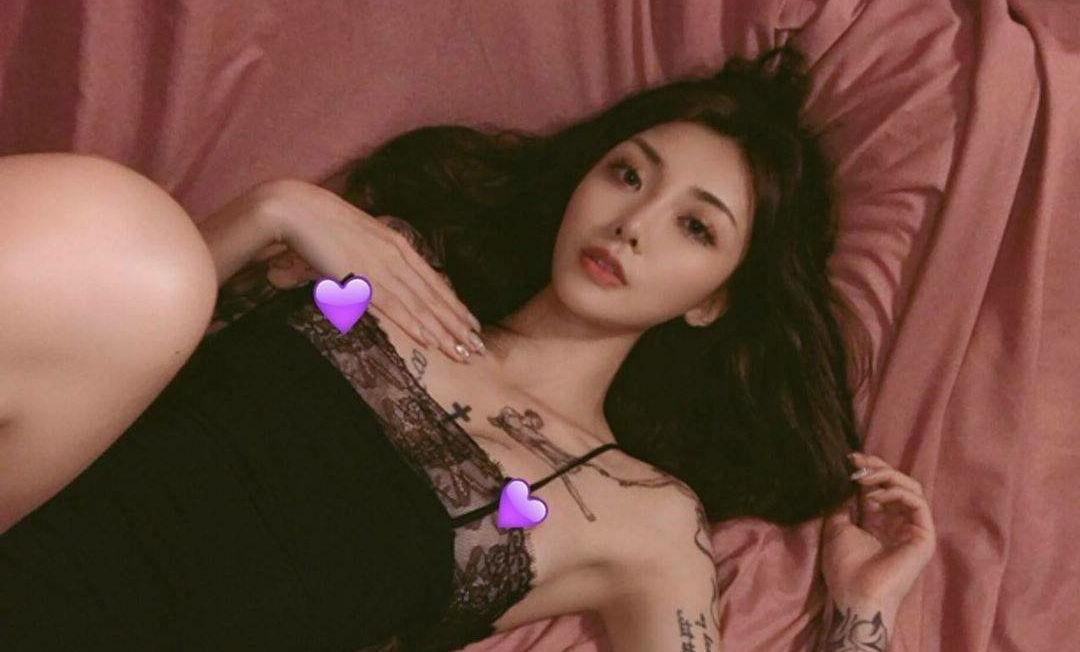 25P Kiligkira nude