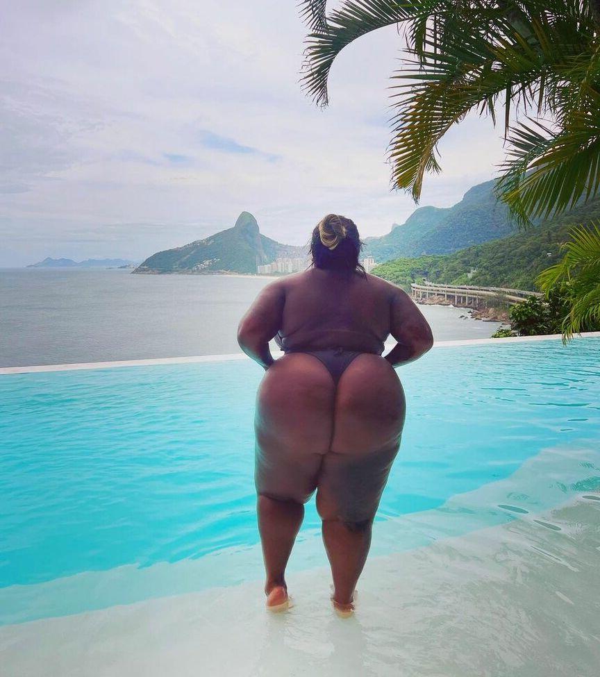 19P Jojo Todynho nude