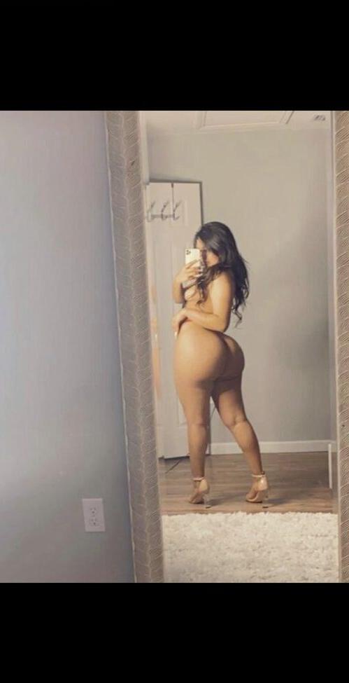 25P Melissamariee nude