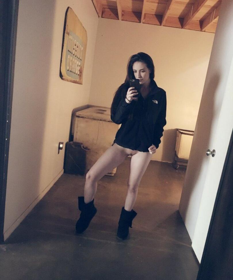 25P Casey Calvert nude
