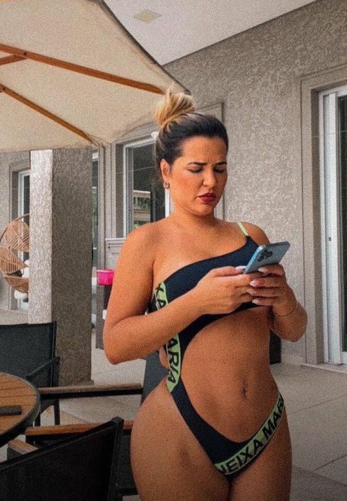 25P Deolane Bezerra nude