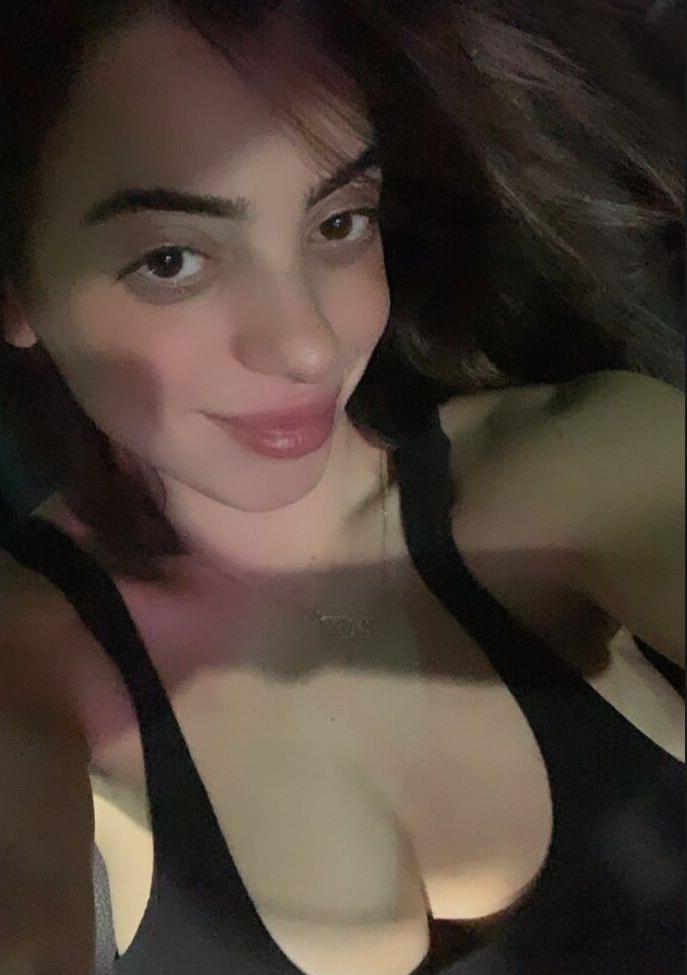 25P Afekii12 nude