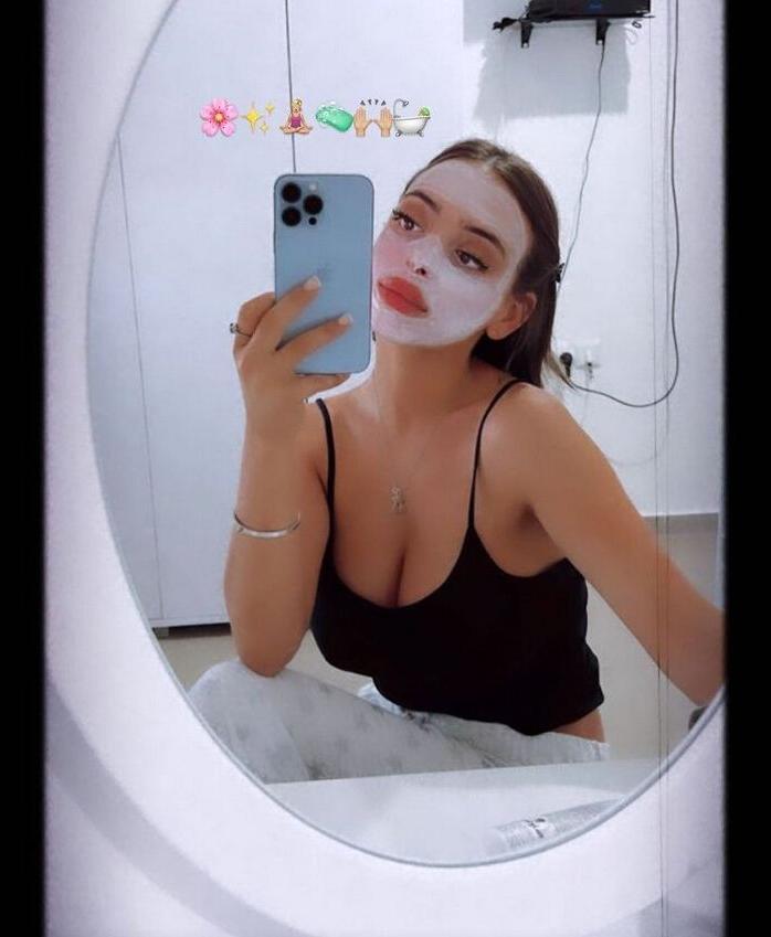 25P Afekii12 nude