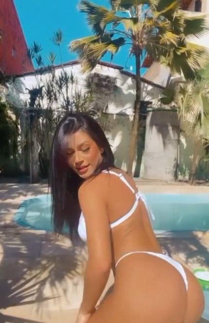 19P DJ Chapeuzinho nude