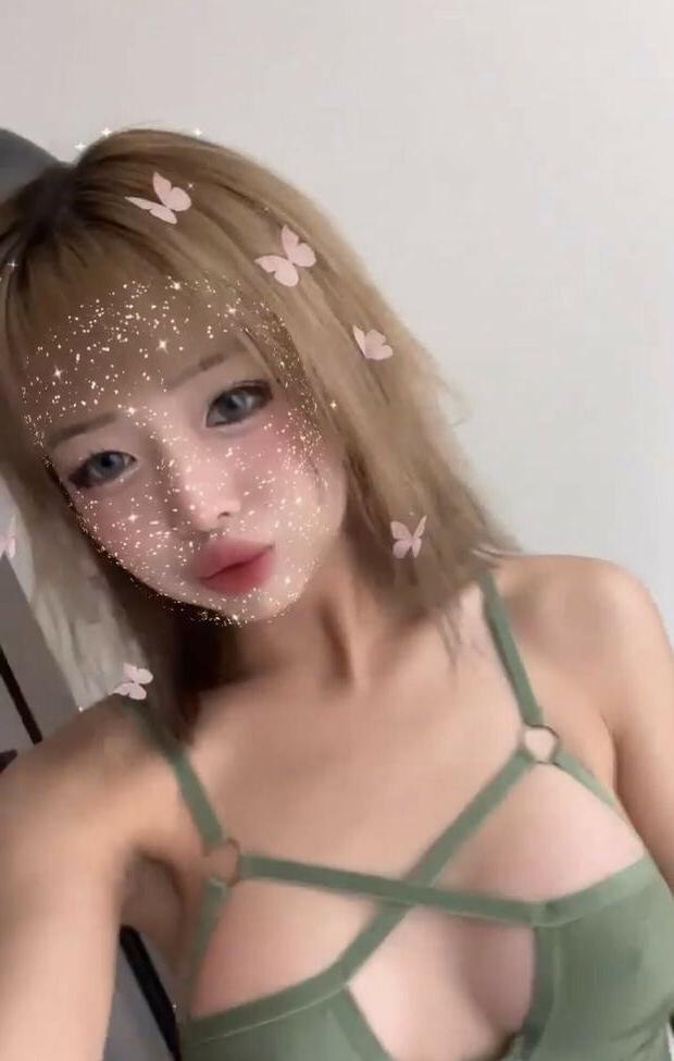13P Ero.Mei nude