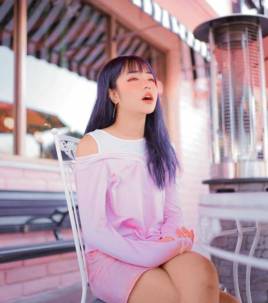 13P Ero.Mei nude