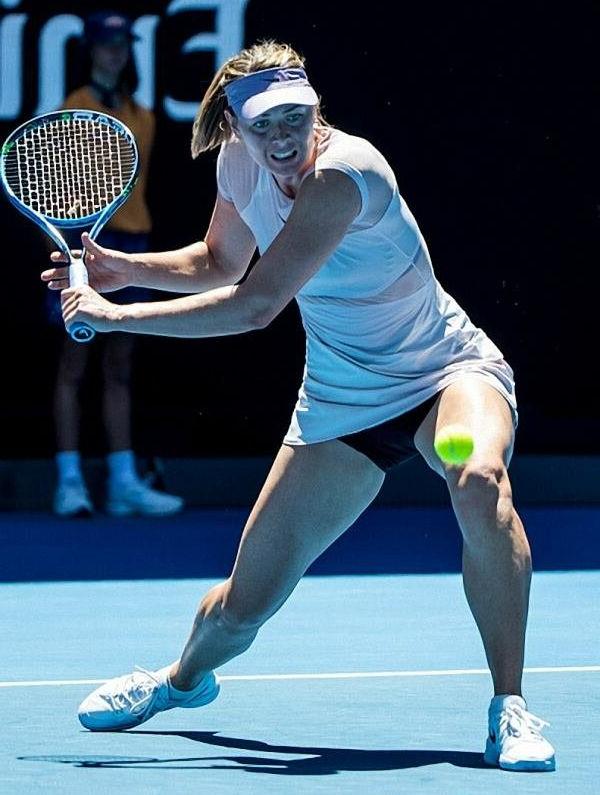 25P Maria Sharapova nude