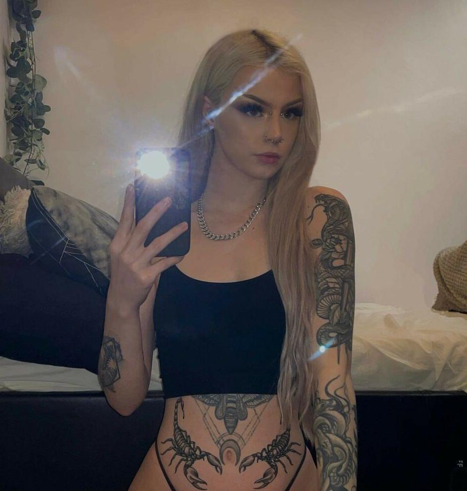 9P Leanne.nicole nude