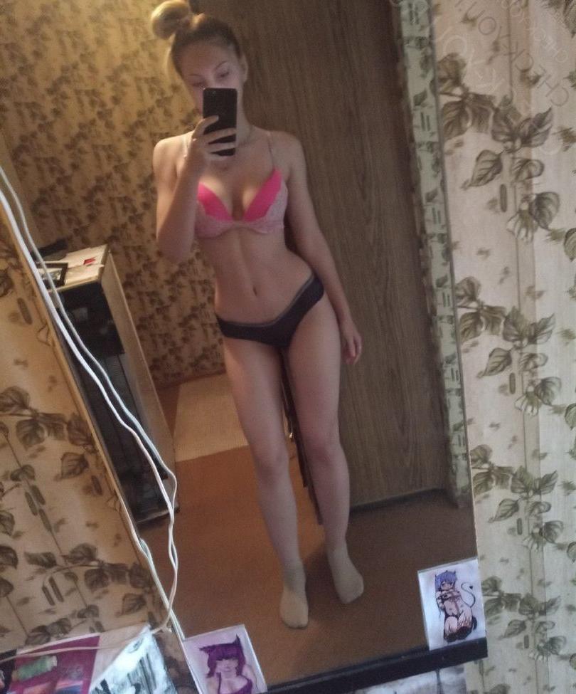 25P Mary Di nude