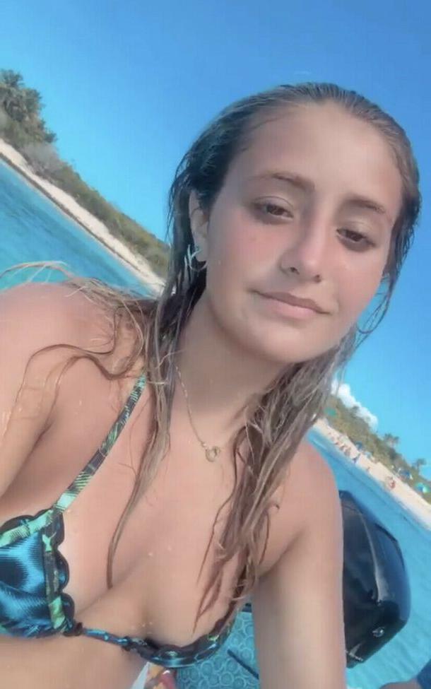 25P Juliana Sanchez nude