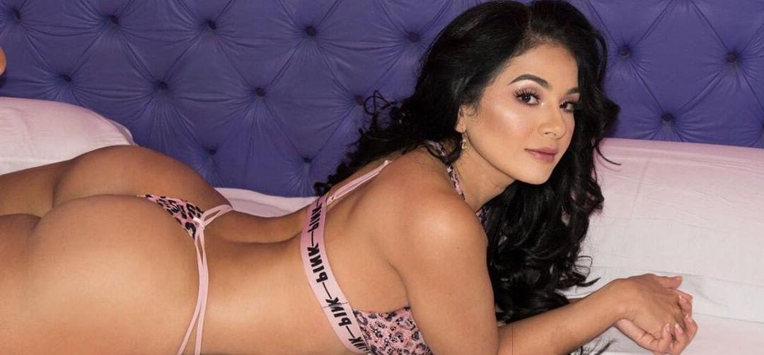 25P Ericka Castro nude
