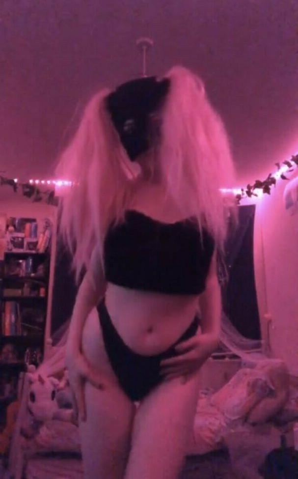 7P L1ttl3bunn nude