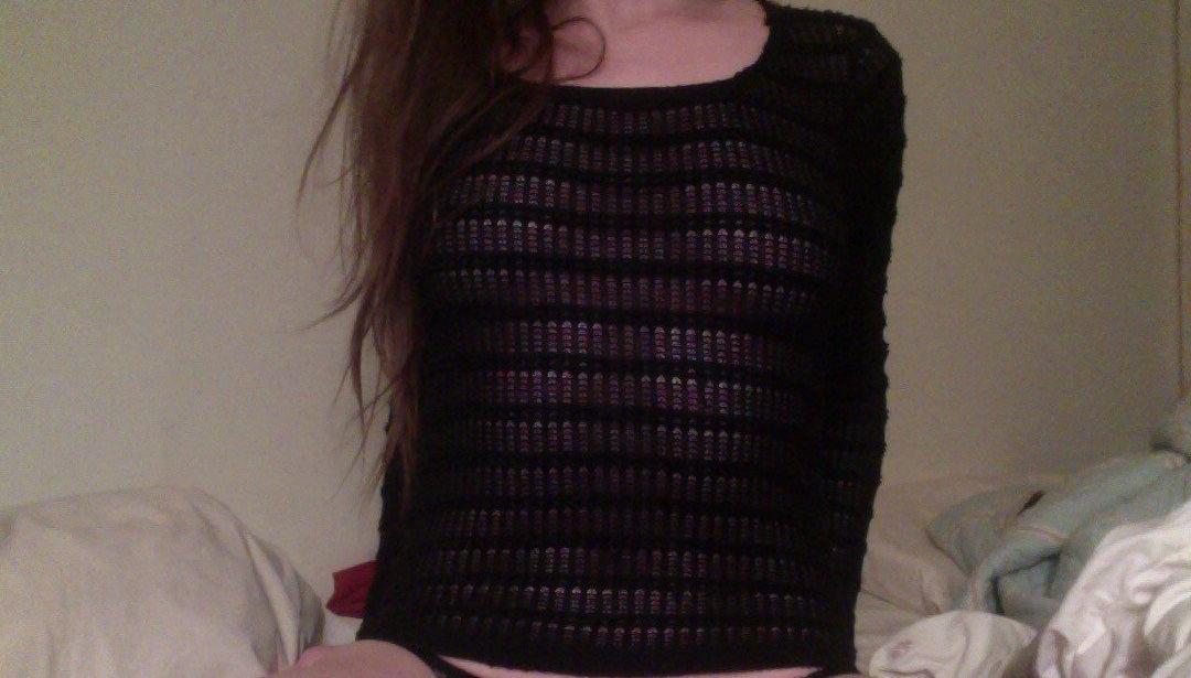 25P F0xing nude