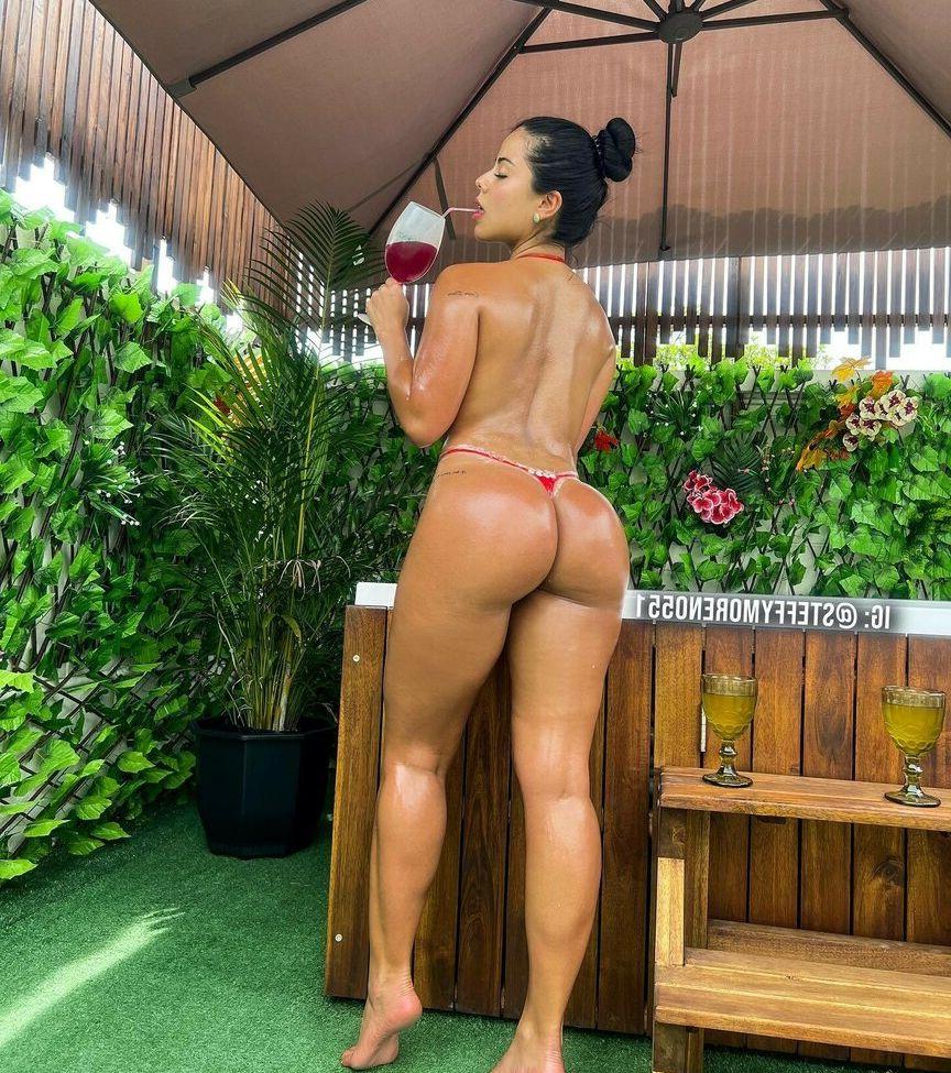25P Steffy Monreno nude