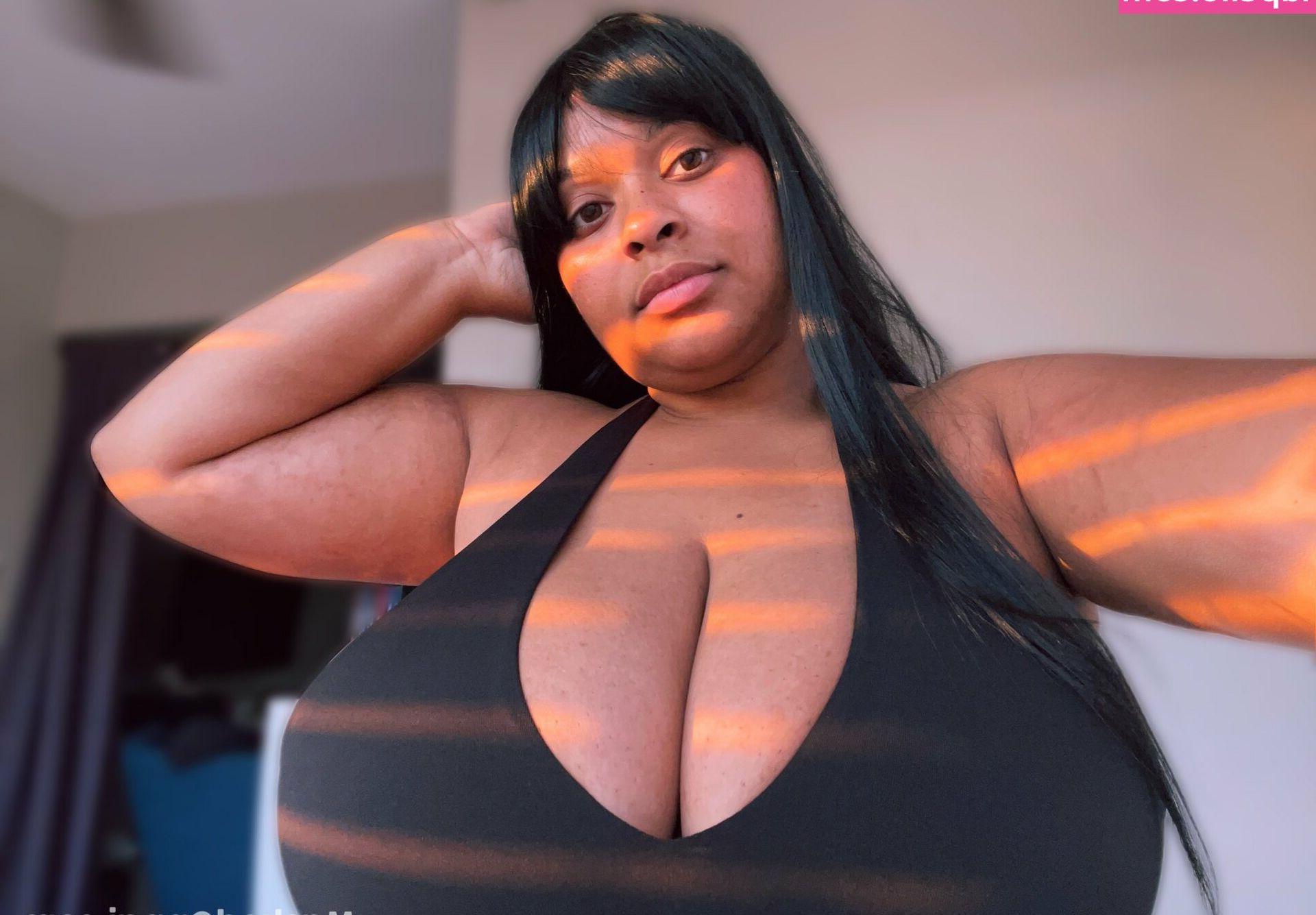 25P Unmaskedoppai nude