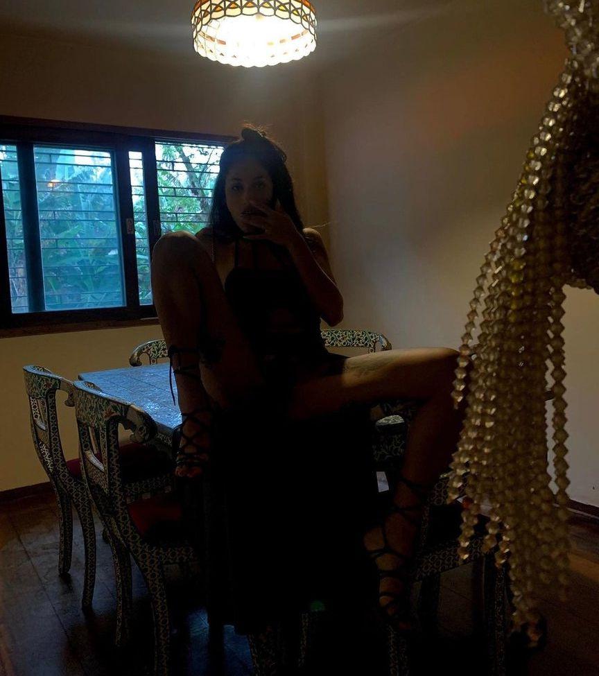 15P Lais Casanovas nude