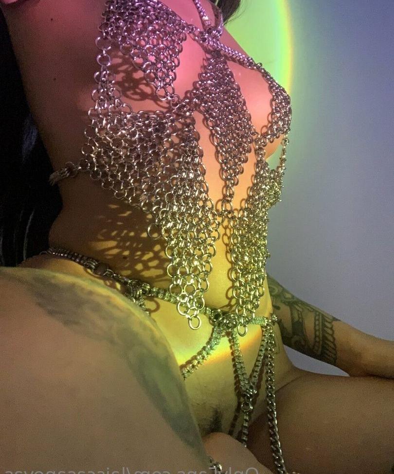 15P Lais Casanovas nude