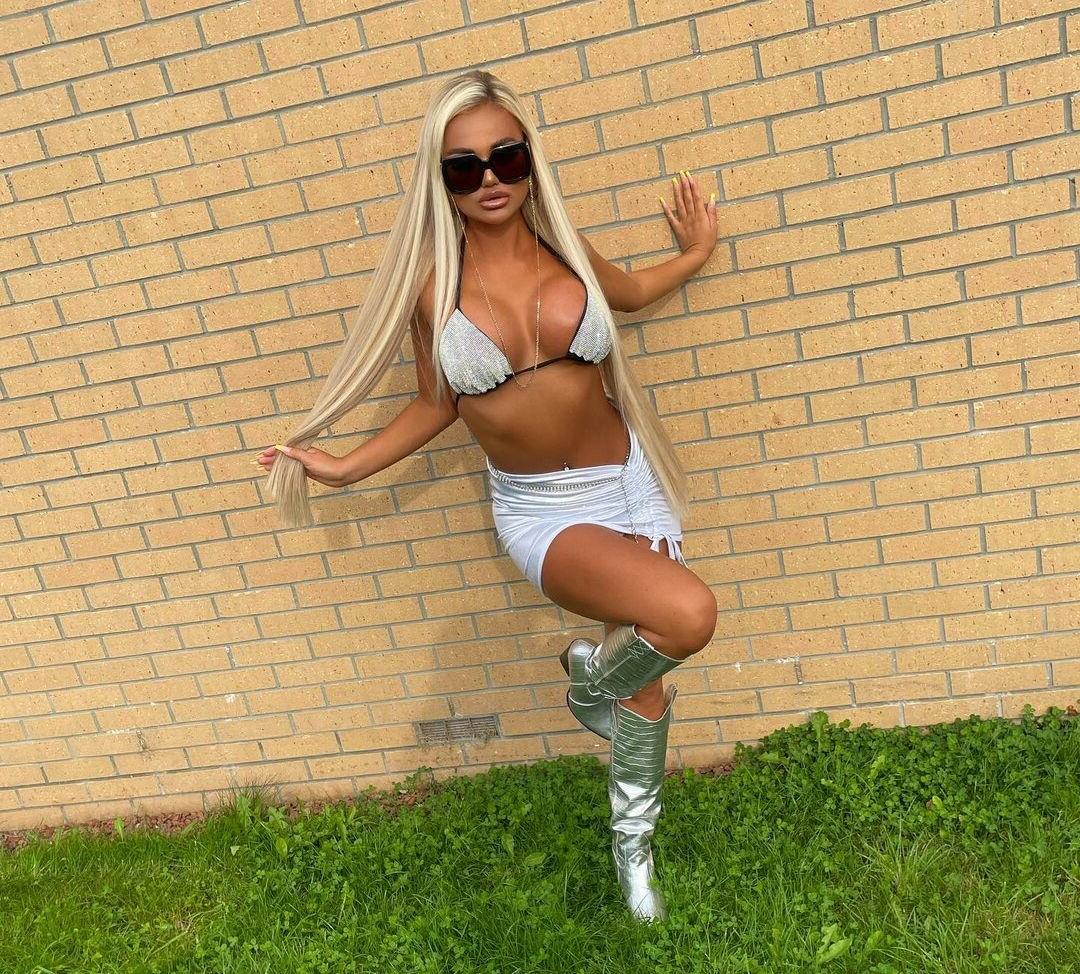 25P Courtneydoylexx nude