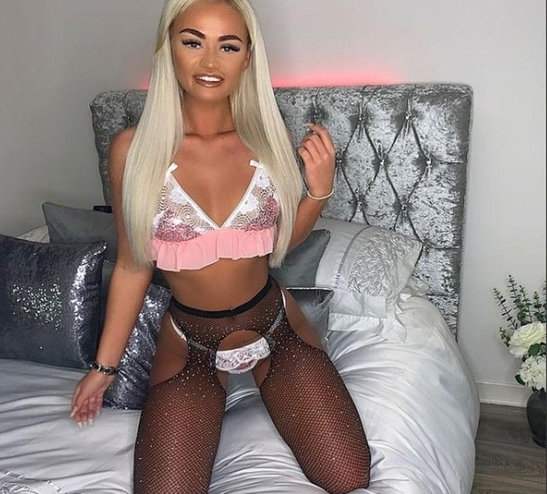 25P Courtneydoylexx nude