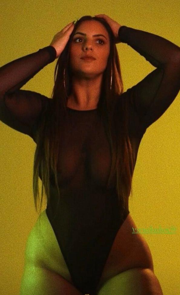 25P Iam_elodiebrn nude