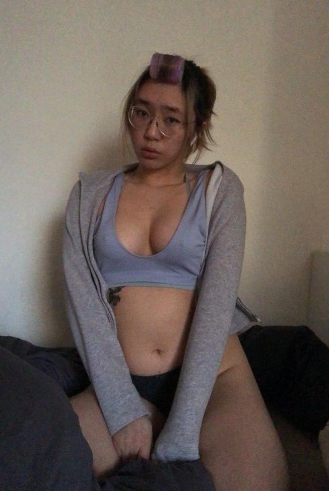 25P Anhxes nude