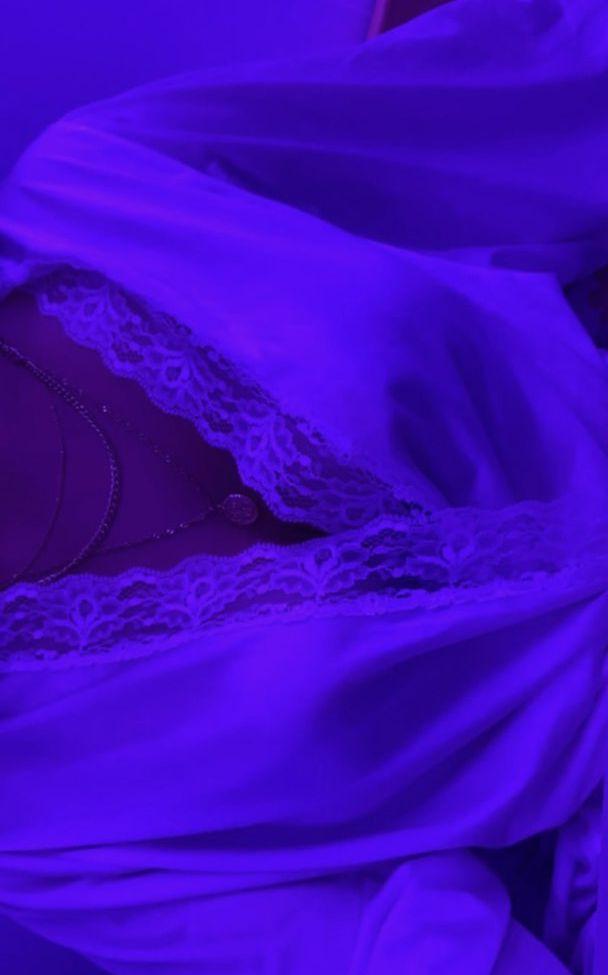 24P Floriane Cooper nude