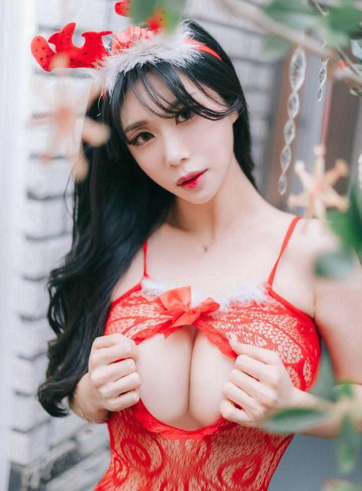 25P Sia_s2_20 nude