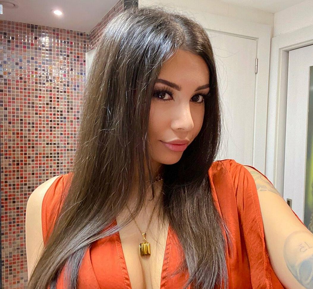 25P Smileyrileyxx nude