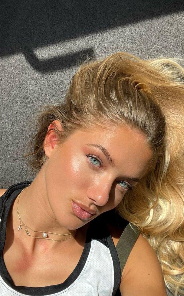 25P Alica Schmidt nude