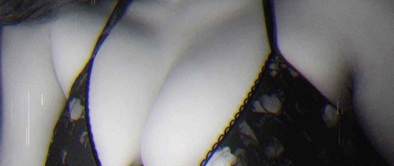 25P Kyphanta nude