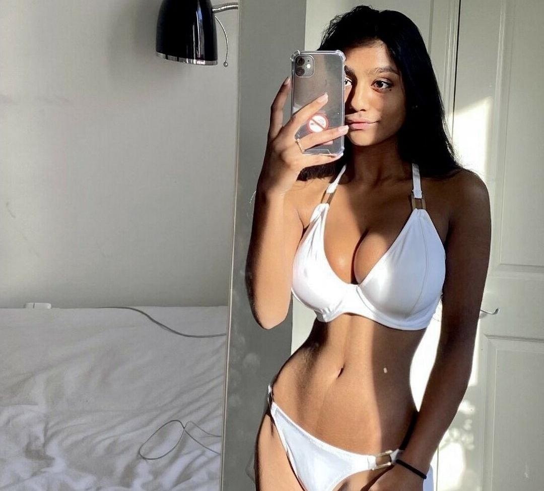 25P Shreyanaidoo nude