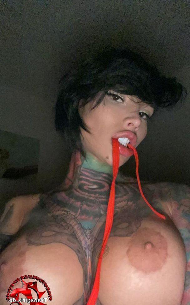 25P Ts Megan Mora nude