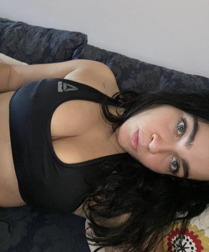 25P Amanda Giudicelli nude
