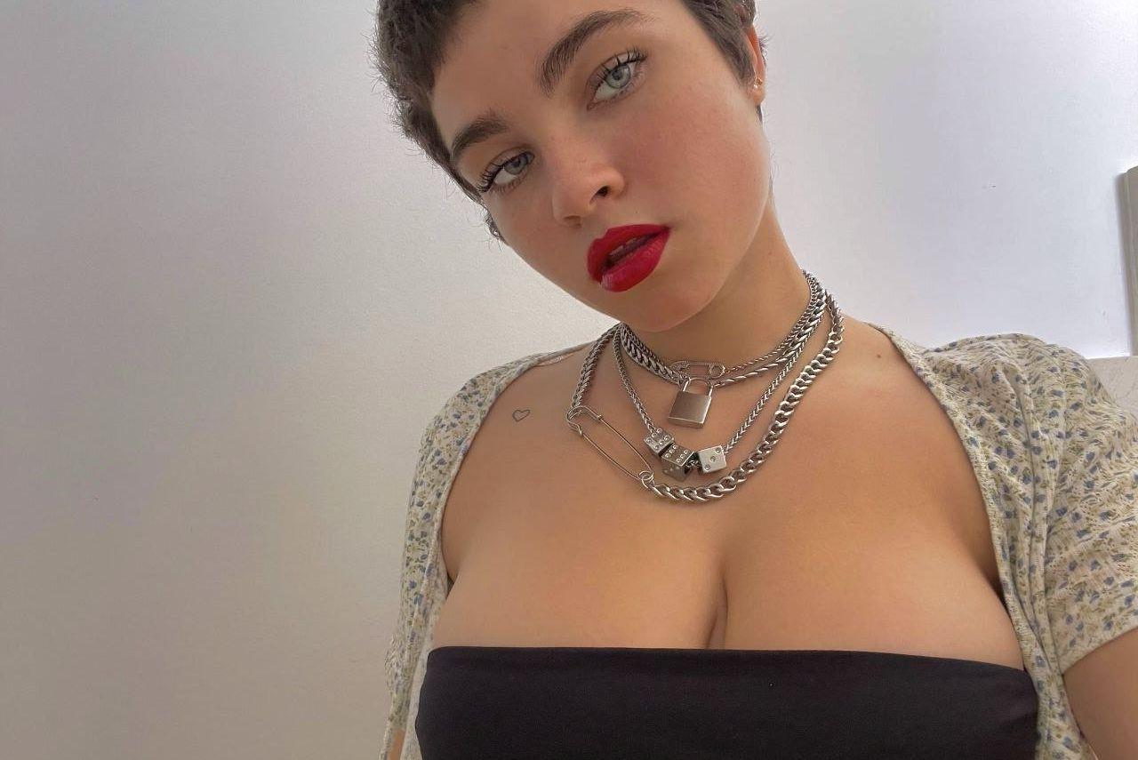 25P Amanda Giudicelli nude