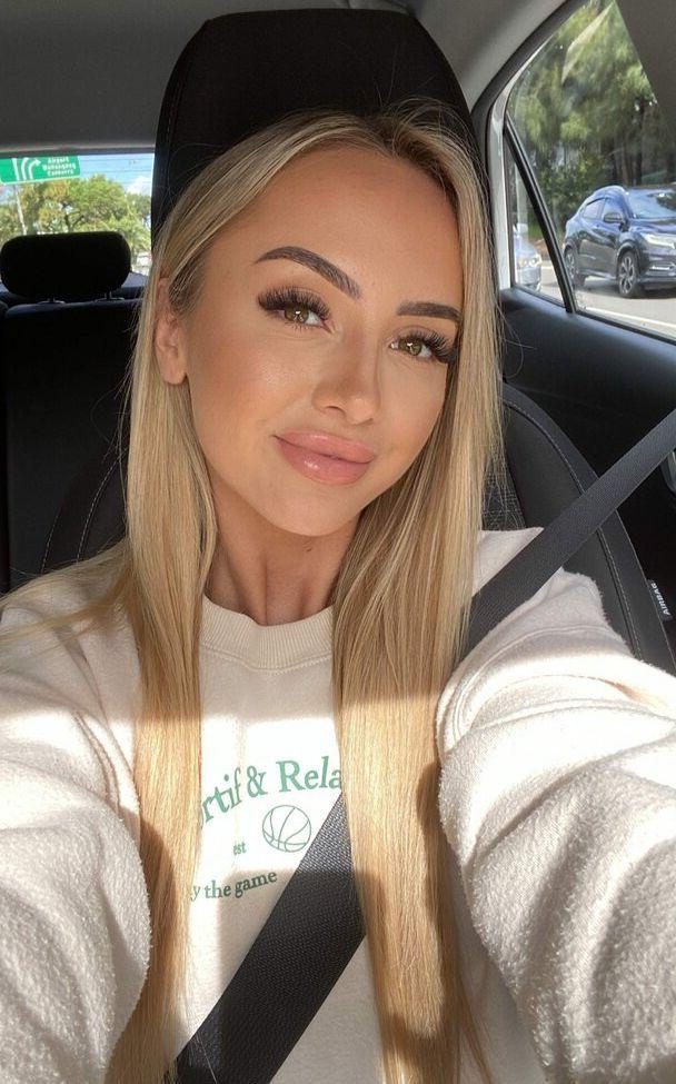 25P Taylah Small nude