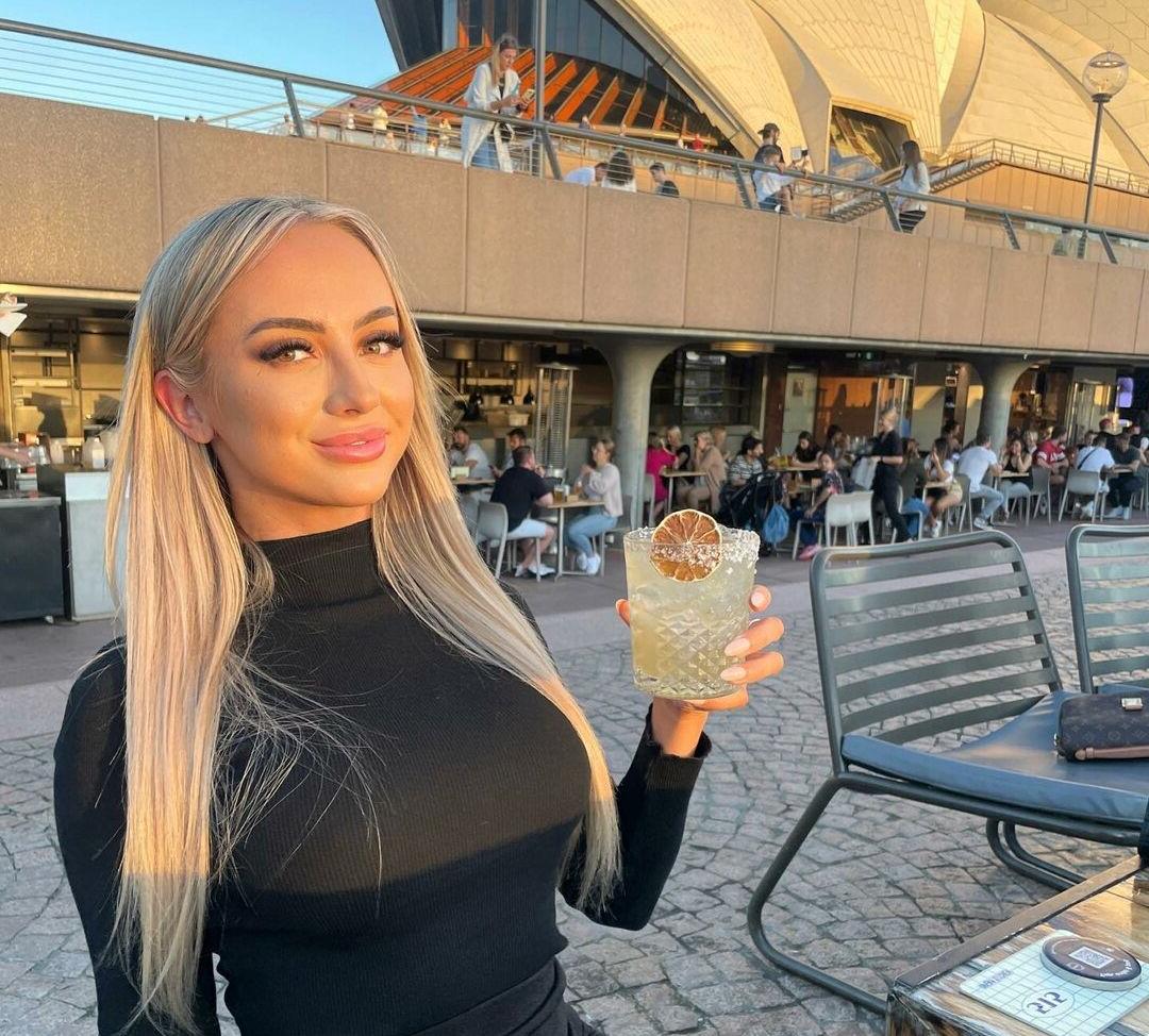 25P Taylah Small nude